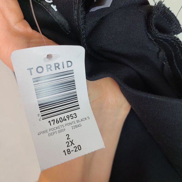 Torrid Womens 2X Black Pocket Pixie Skinny Studio Luxe Ponte High-Rise Pants NWT - Picture 9 of 11